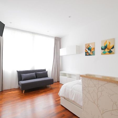 Ferienwohnung The Apulian Loft II Bari - Via Celentano Exterior foto