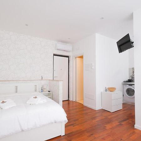 Ferienwohnung The Apulian Loft II Bari - Via Celentano Exterior foto